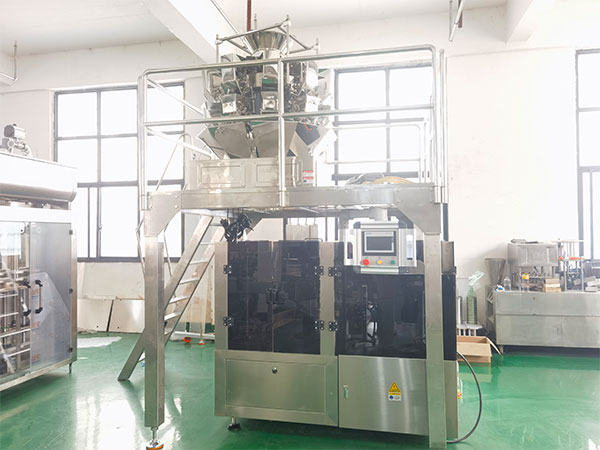 全自動(dòng)寵物食品包裝機(jī)展示